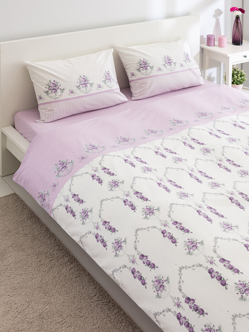 Mor Baskılı Çift Kişilik Nevresim Takımı