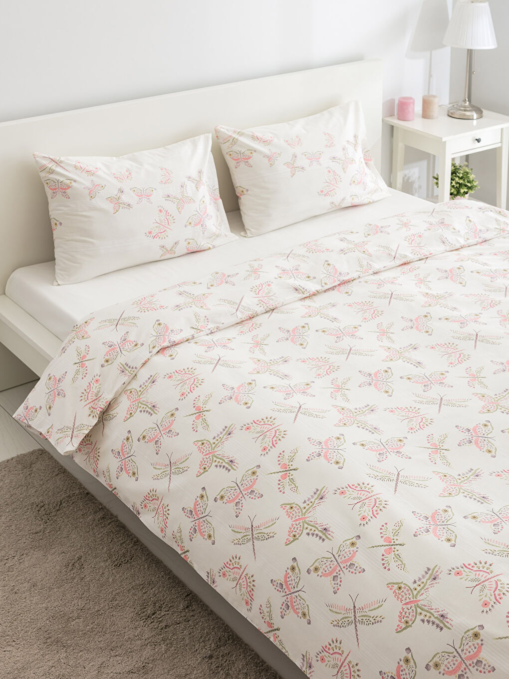 Karışık Baskılı Çift Kişilik Nevresim Seti