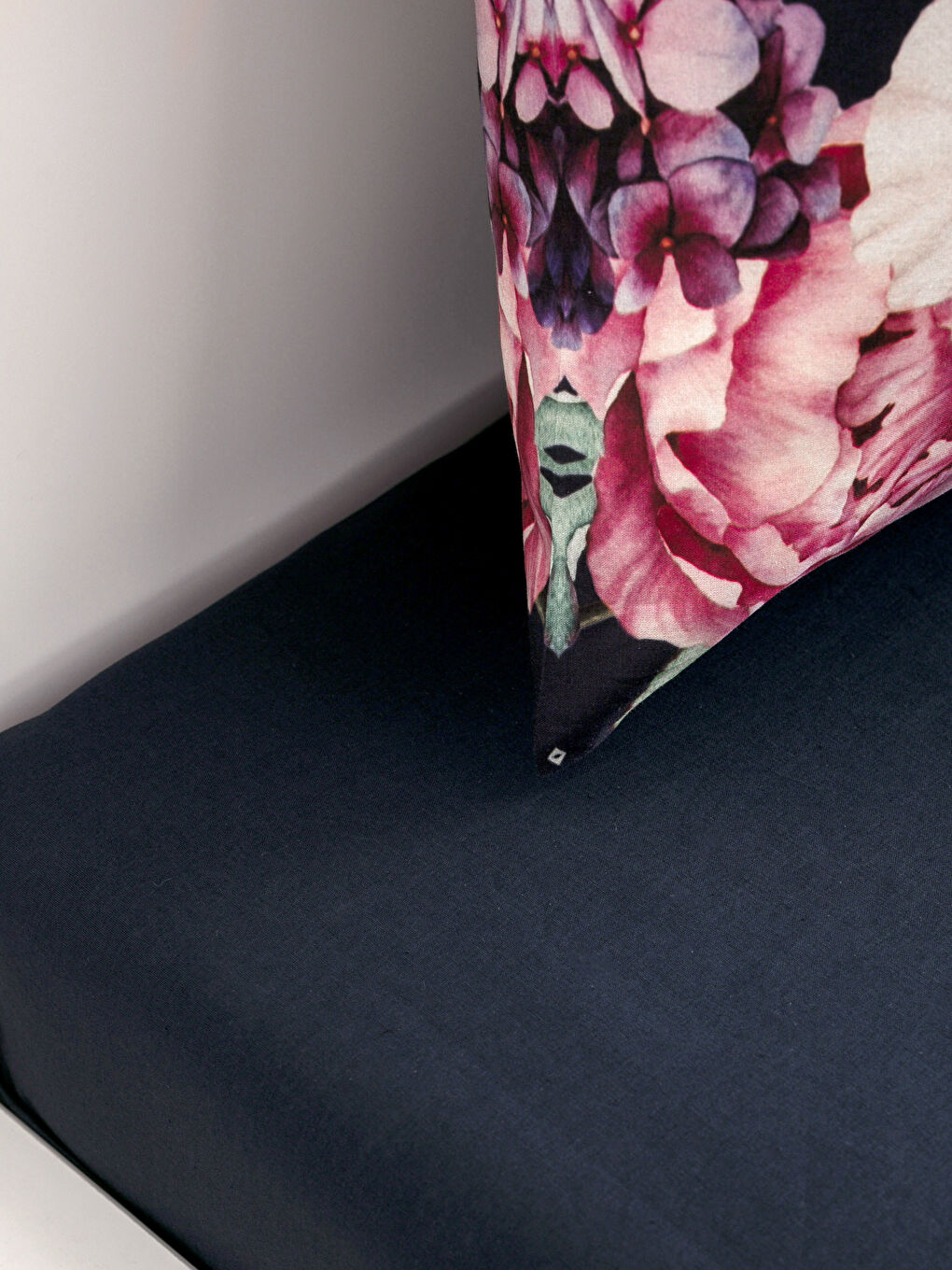 Lacivert Çift Kişilik Nevresim Takımı-2