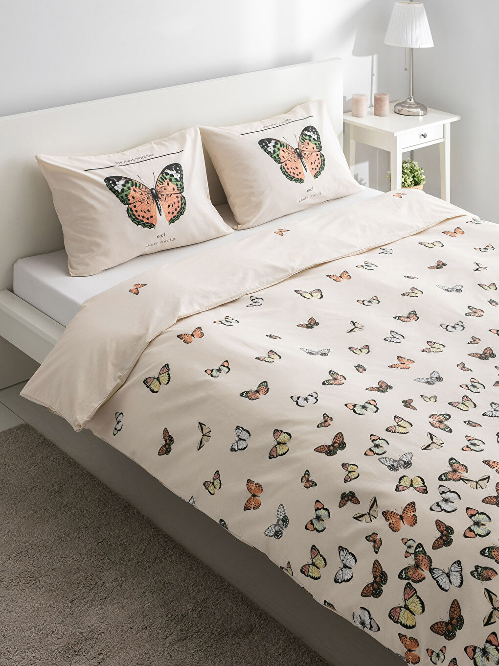 Karışık Baskılı Çift Kişilik Nevresim Seti