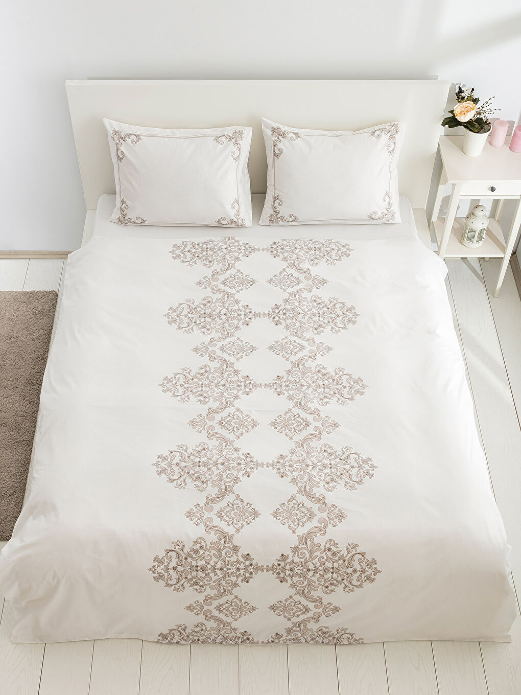 Ekru Baskılı Çift Kişilik Nevresim Seti-1