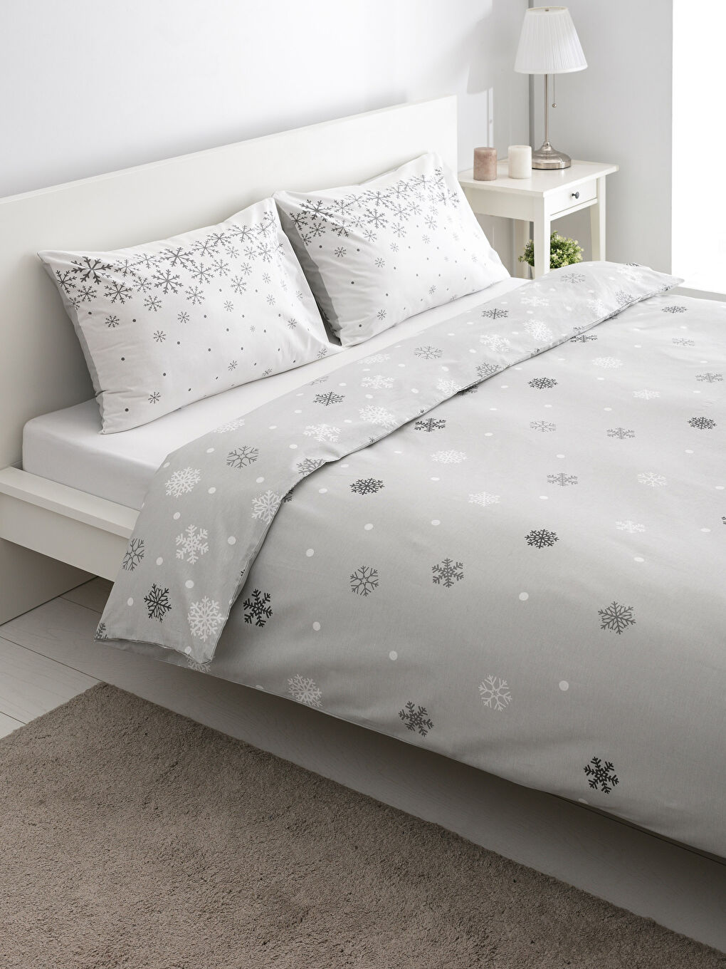 Gri Baskılı Çift Kişilik Nevresim Seti-1