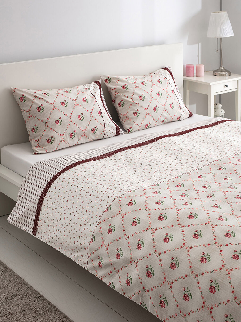 Bordo Baskılı Çift Kişilik Nevresim Seti