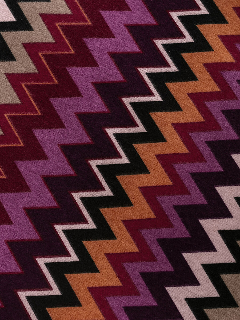 Karışık Baskılı Çift Kişilik Nevresim Takımı-3