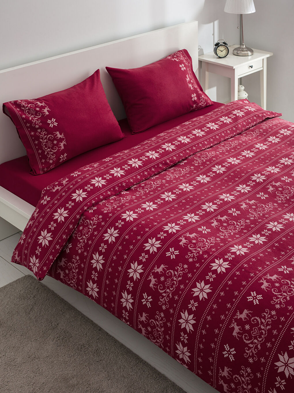 Kırmızı Çift Kişilik Nevresim Takımı-1