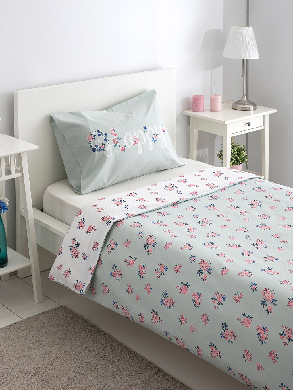 Karışık Baskılı Tek Kişilik Nevresim Seti