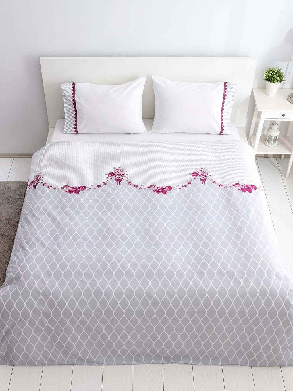 Gri Baskılı Çift Kişilik Nevresim Seti-2