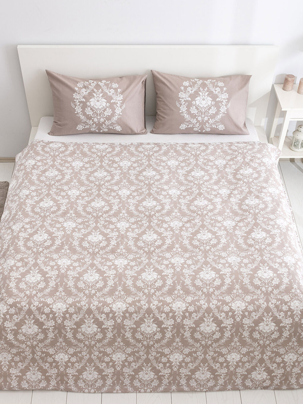 Bej Baskılı Çift Kişilik Nevresim Seti-2