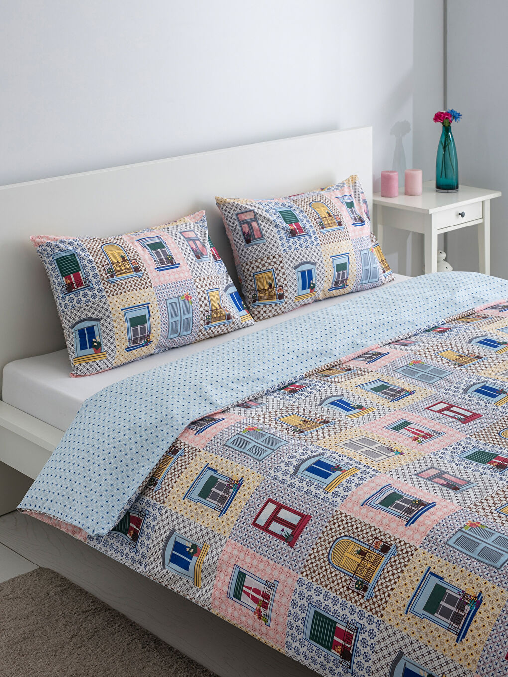 Karışık Baskılı Çift Kişilik Nevresim Seti