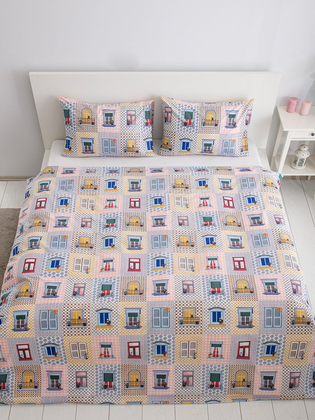 Karışık Baskılı Çift Kişilik Nevresim Seti-2