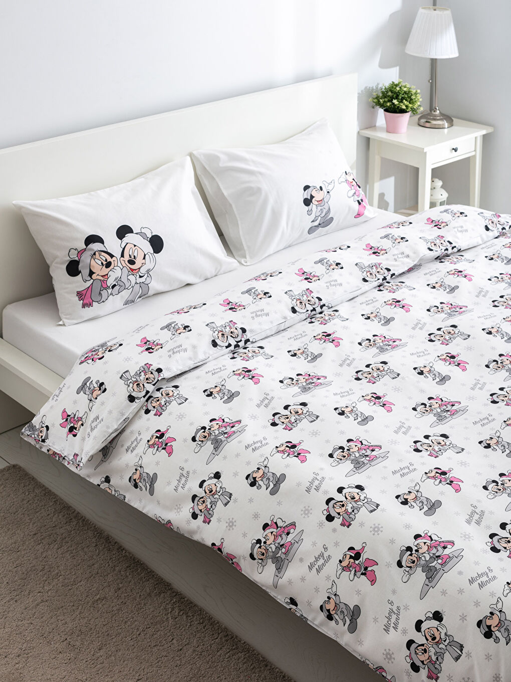 Gri Baskılı Çift Kişilik Nevresim Seti