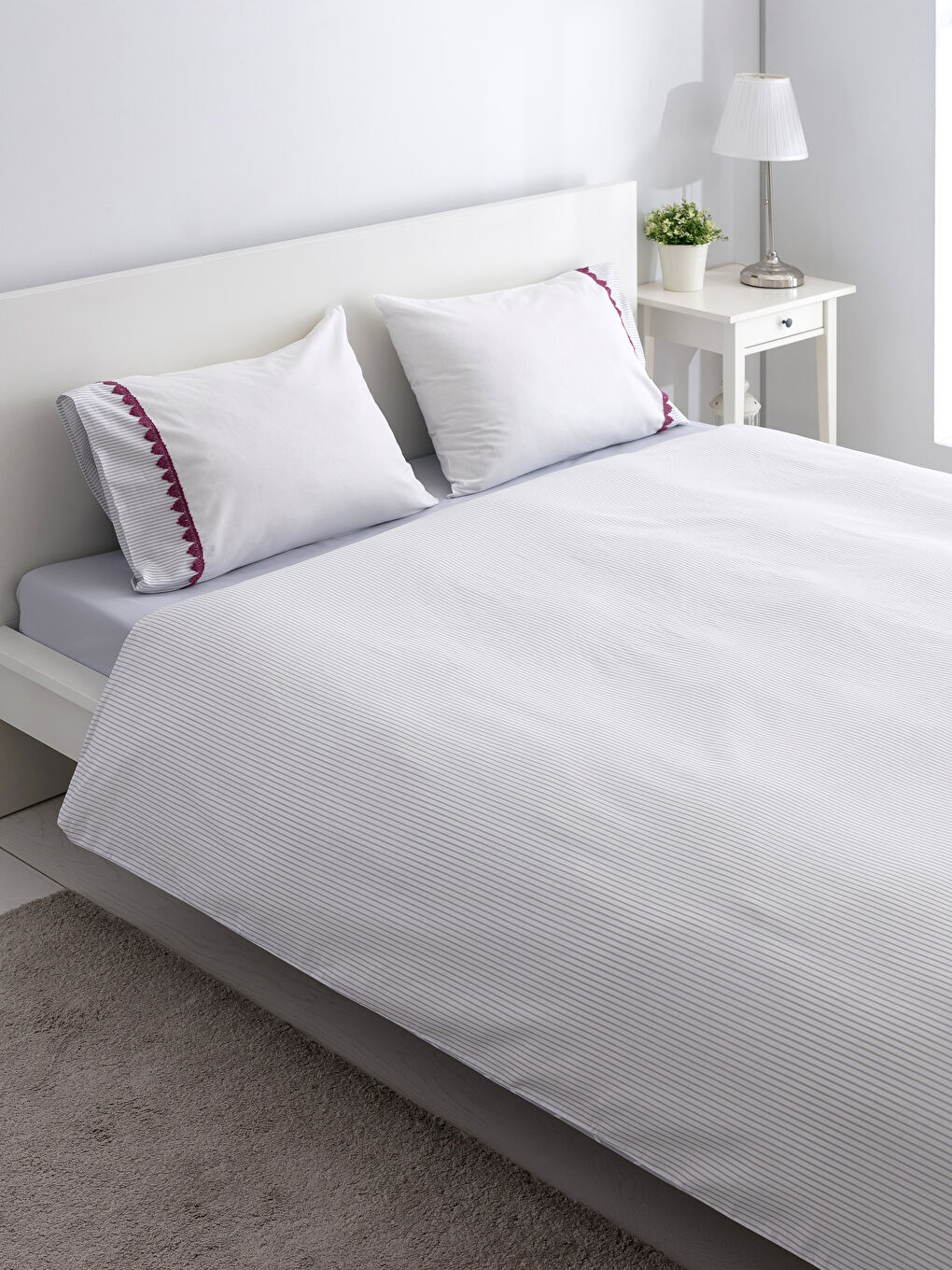 Gri Baskılı Çift Kişilik Nevresim Takımı-1