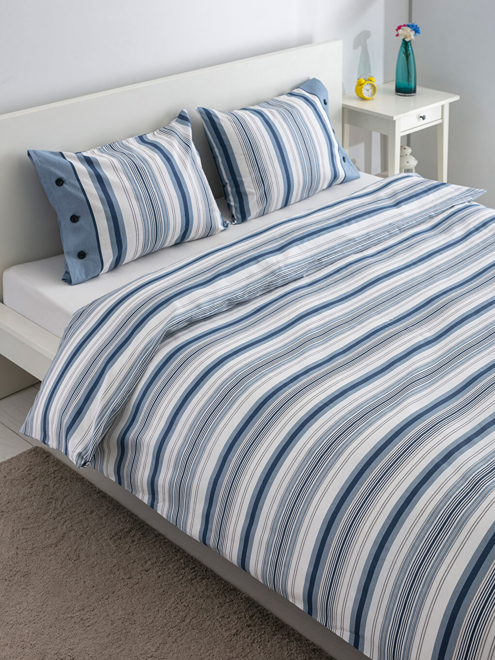 Lacivert Çizgili Çift Kişilik Nevresim Seti