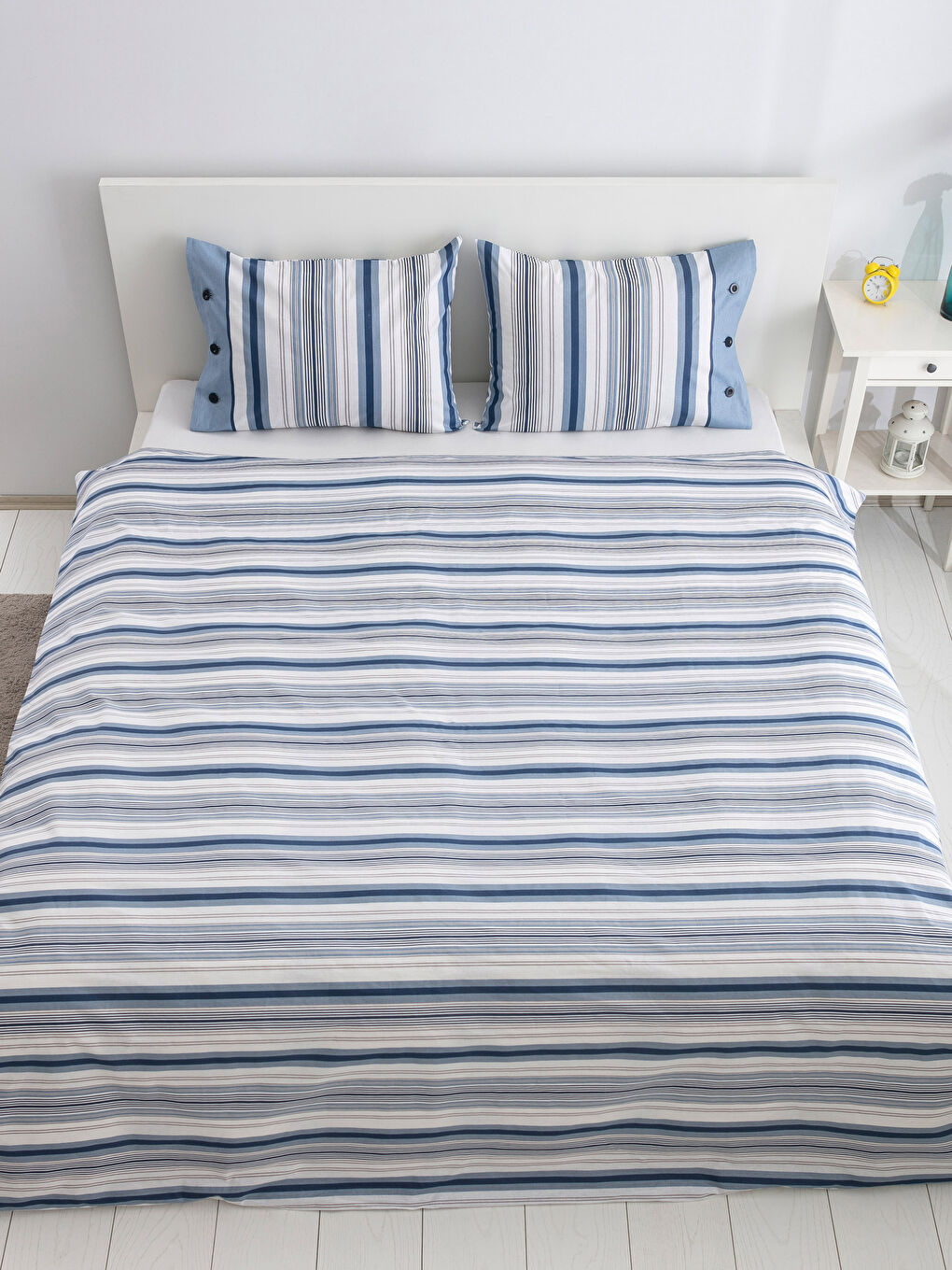 Lacivert Çizgili Çift Kişilik Nevresim Seti-1