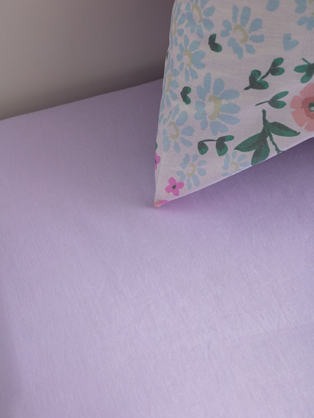 Karışık Baskılı Çift Kişilik Nevresim Takımı-2