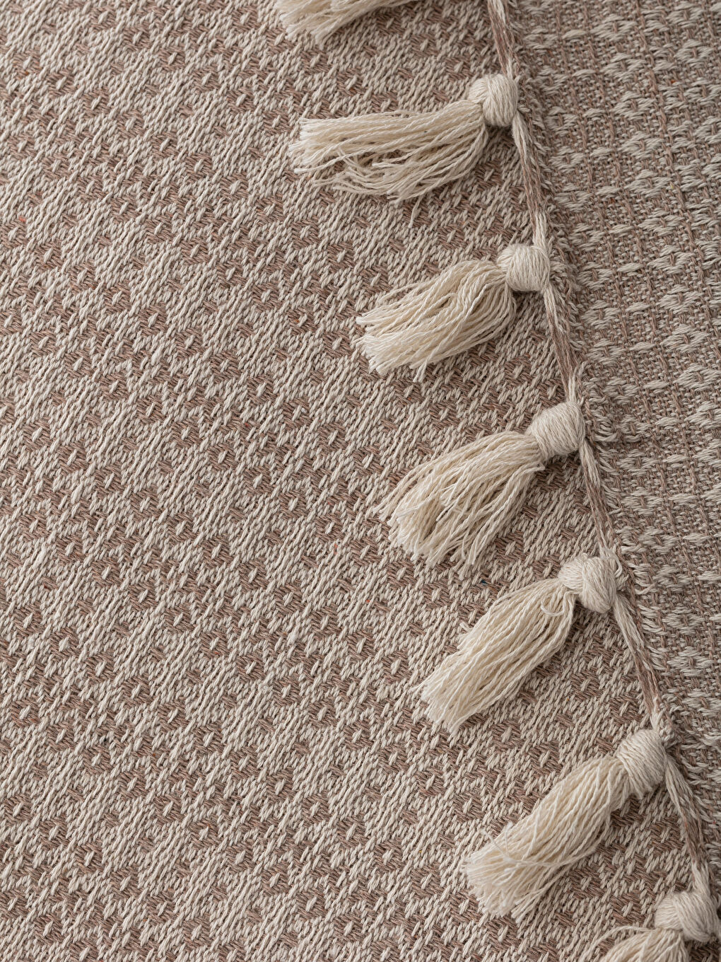 Bej Çift Kişilik Yatak Örtüsü-2