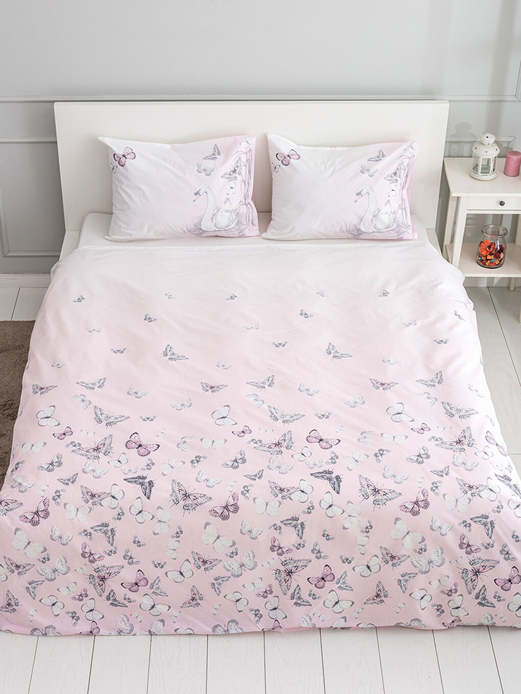 Orta Pembe Baskılı Çift Kişilik Nevresim Seti-1