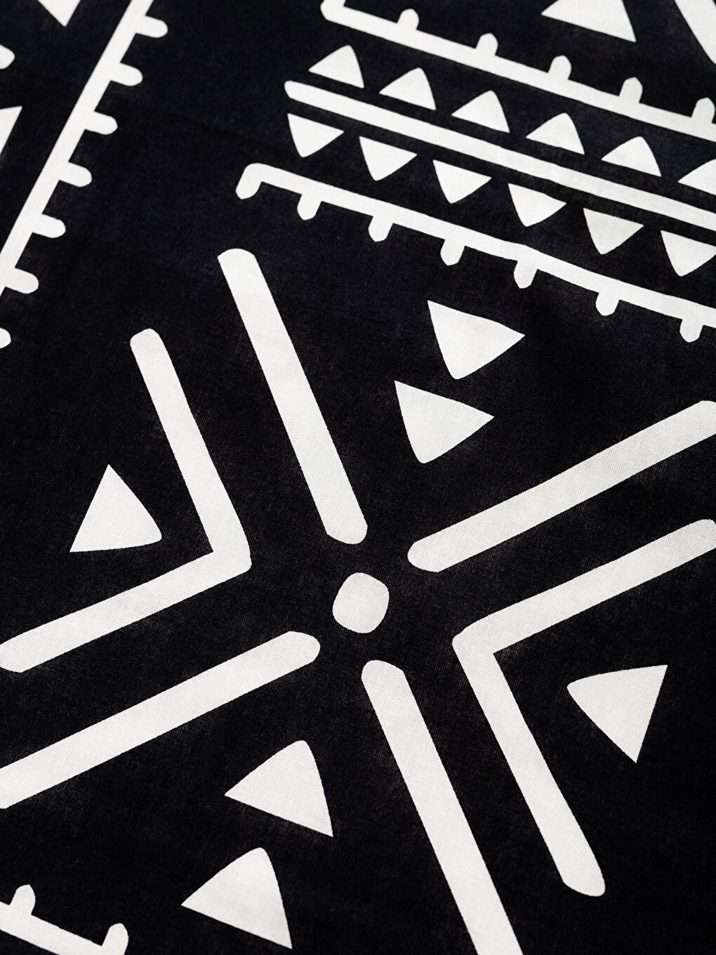 Beyaz Baskılı Çift Kişilik Nevresim Seti-2