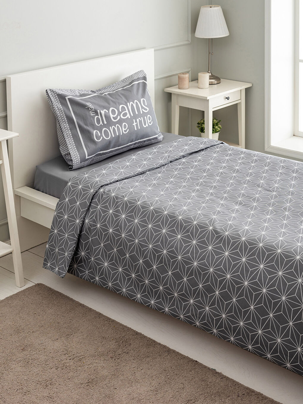 Gri Baskılı Tek Kişilik Nevresim Takımı-1