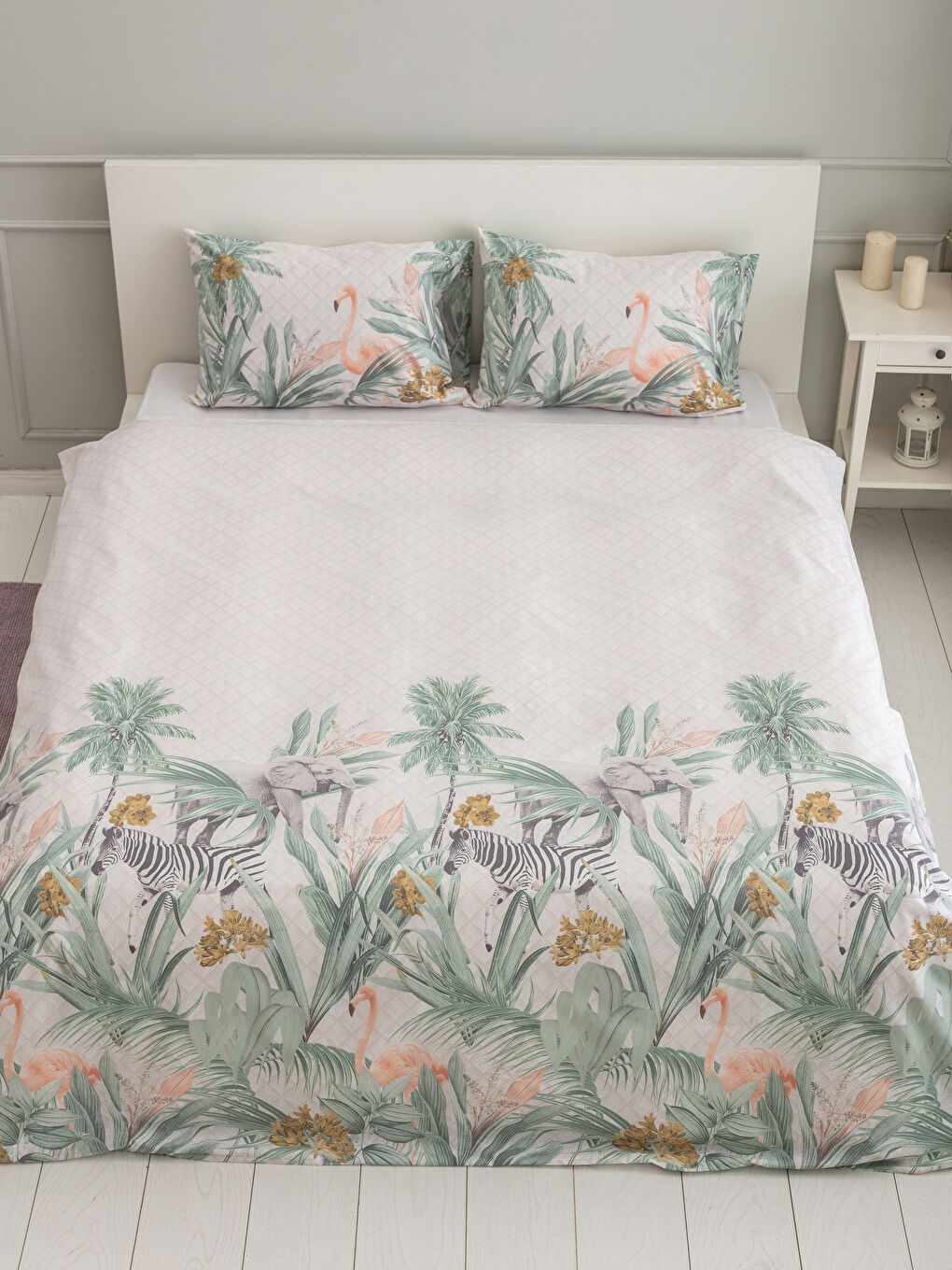 Karışık Baskılı Çift Kişilik Nevresim Seti-1