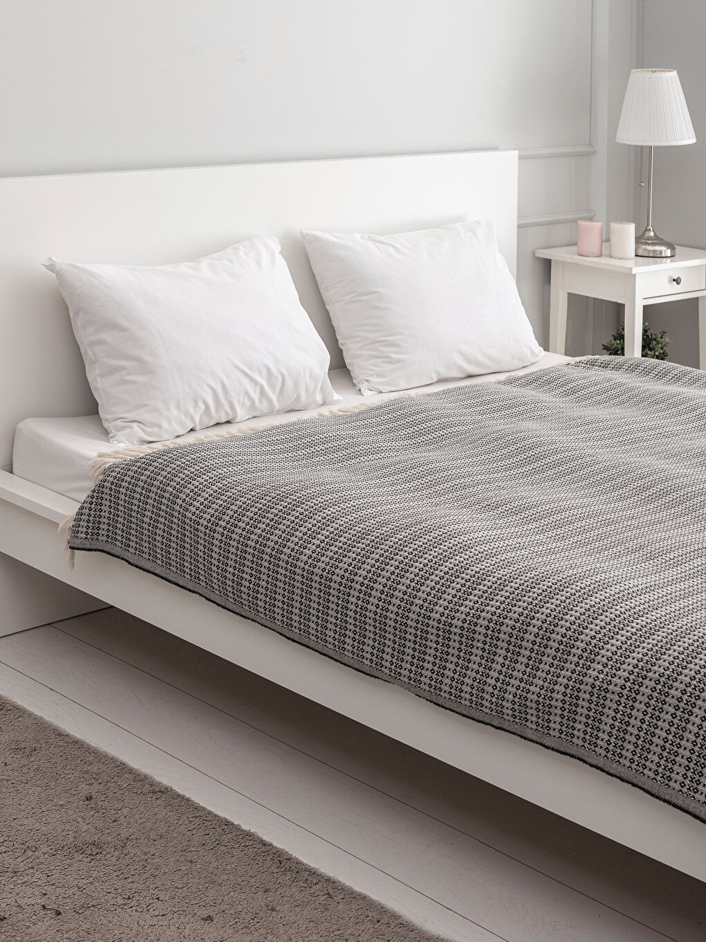 مفرش سرير مزدوج اسود