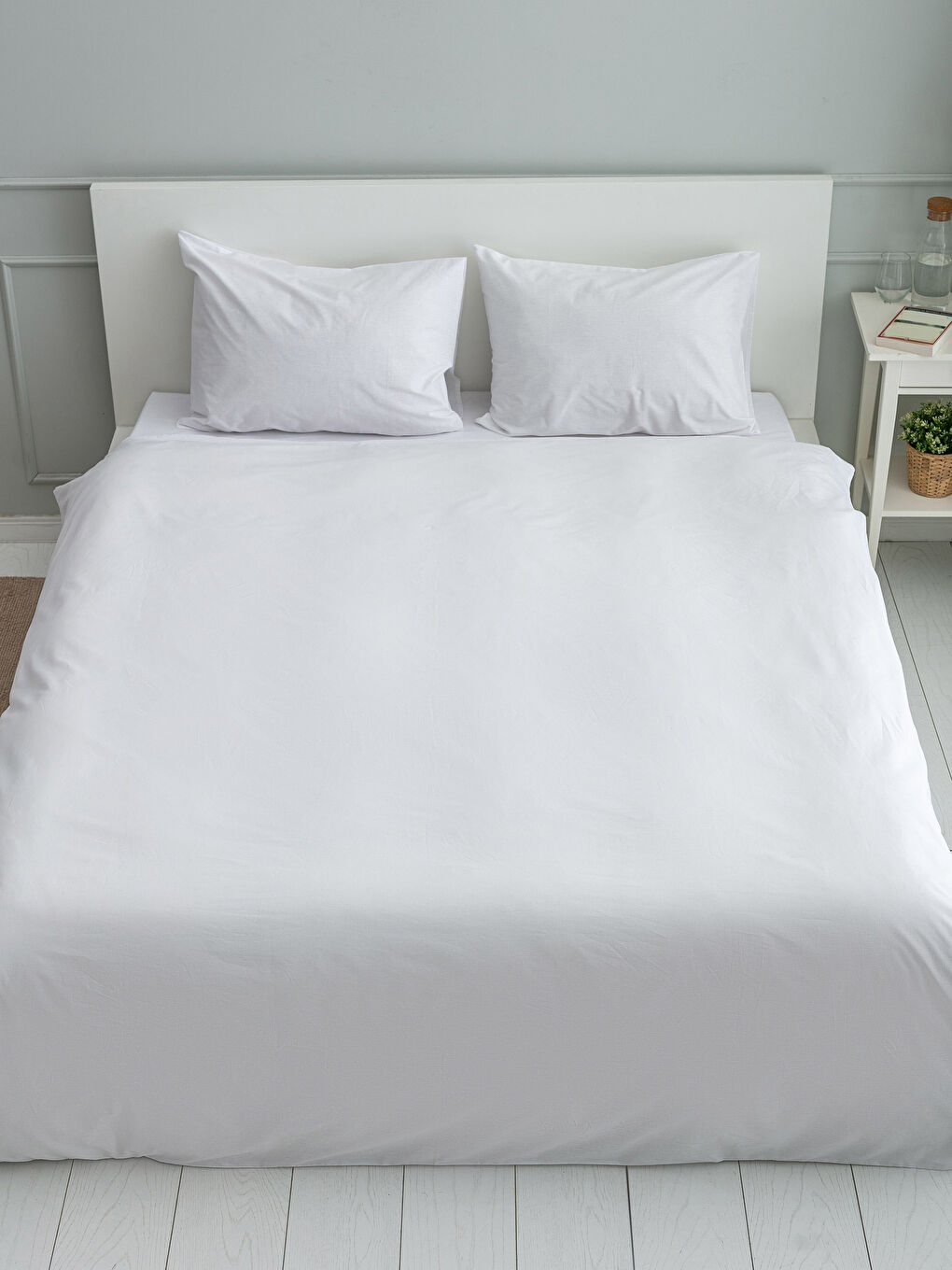 Beyaz Çift Kişilik Nevresim Takımı-1