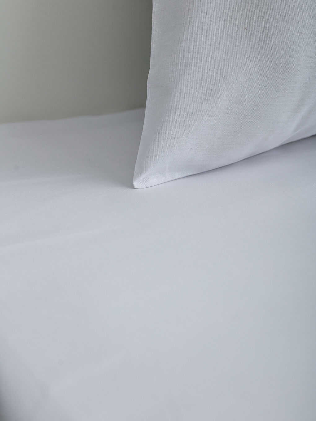 Beyaz Çift Kişilik Nevresim Takımı-2