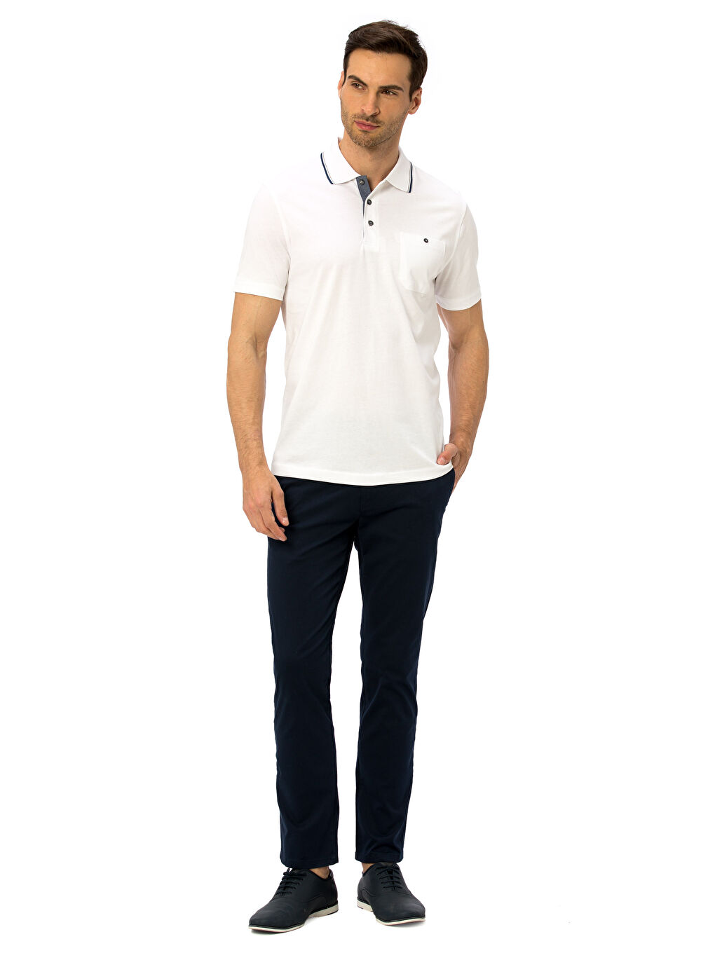 بنطلون تشينو