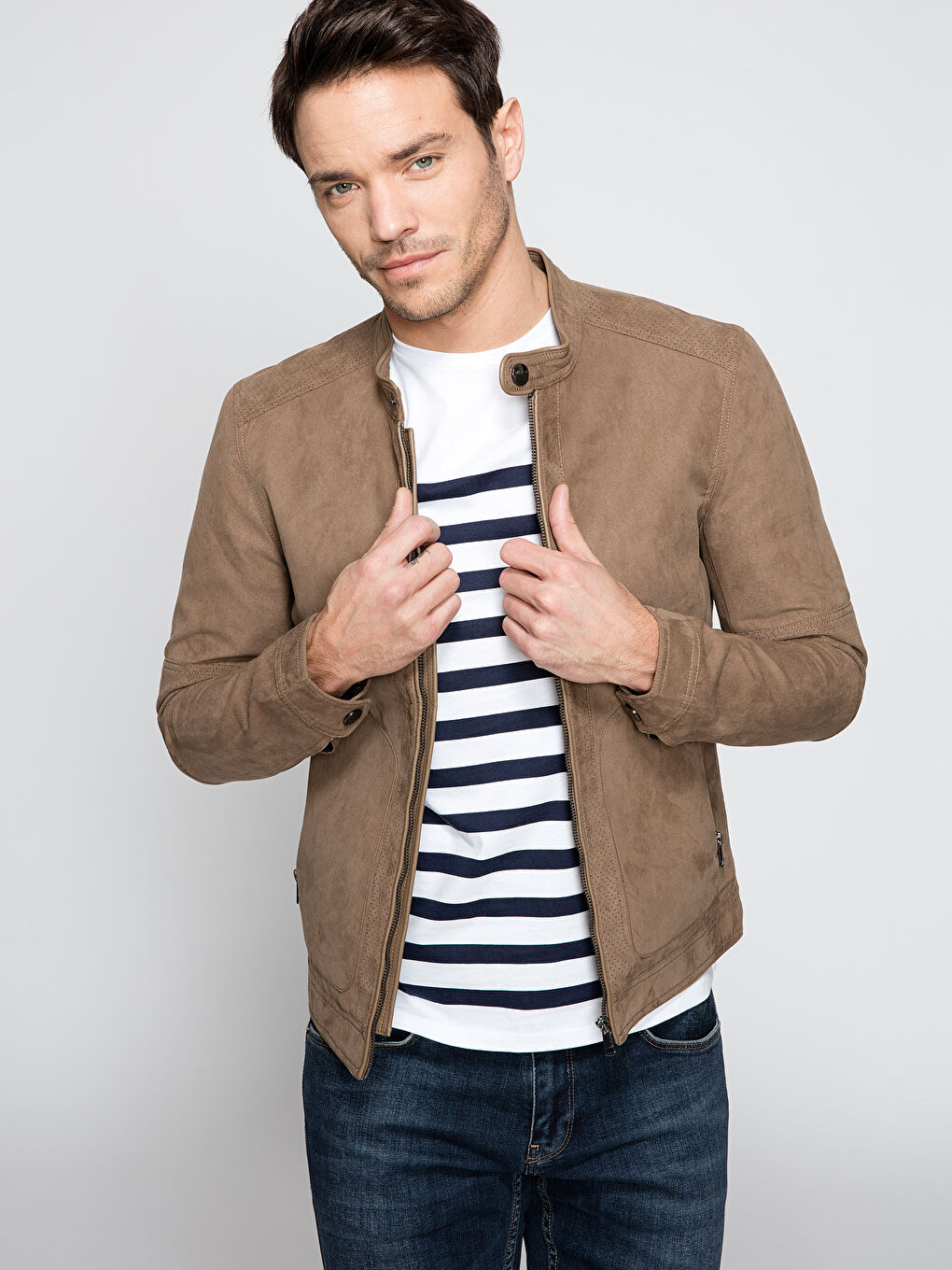 Kahverengi Deri Görünümlü Mont