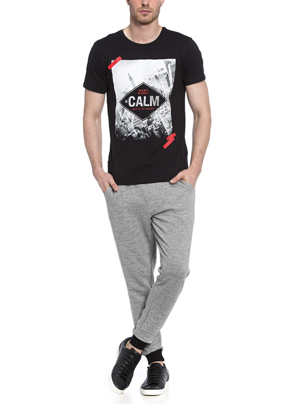 Siyah Sıyah Tişört-4