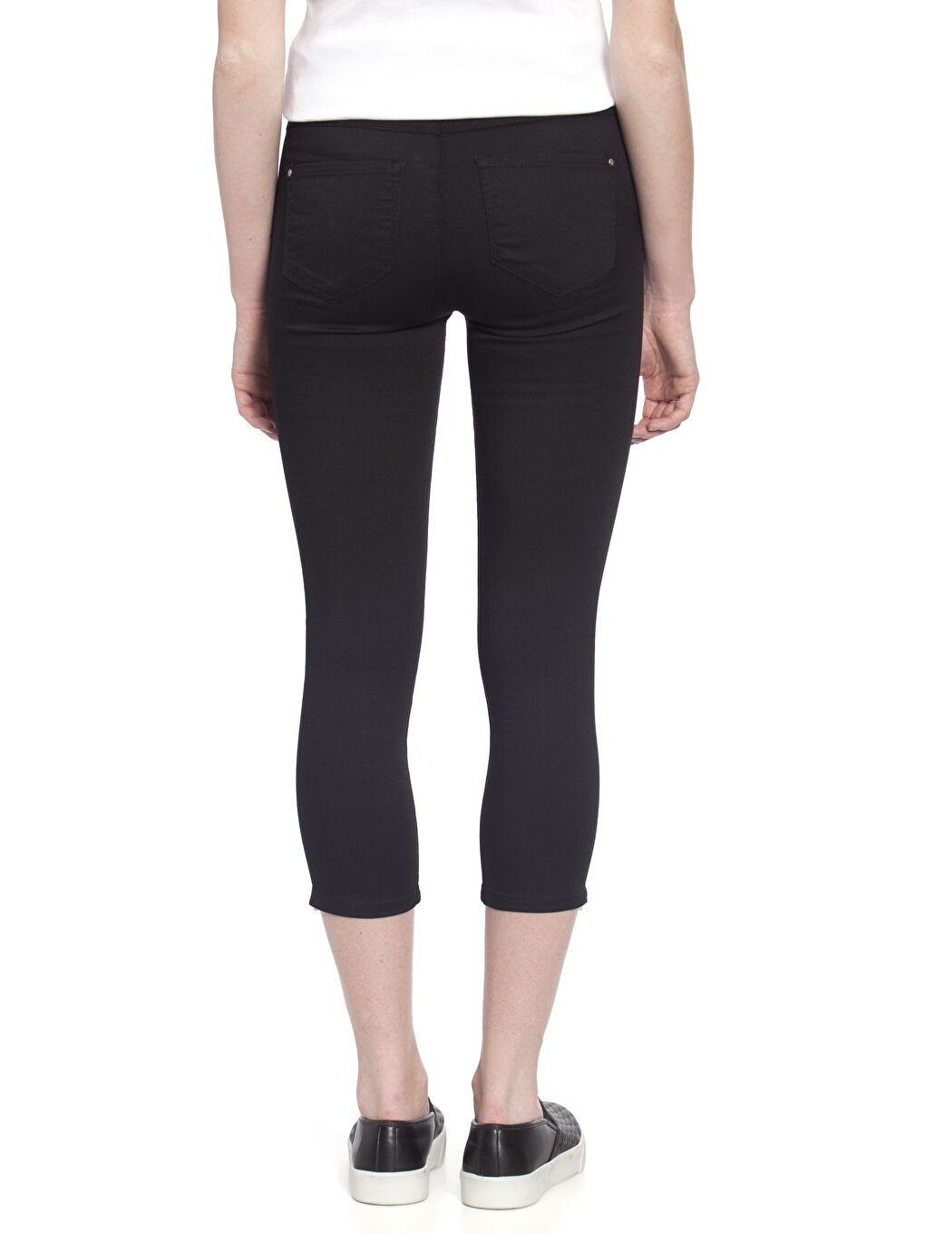 بنطلون كابري اسود نساء-1