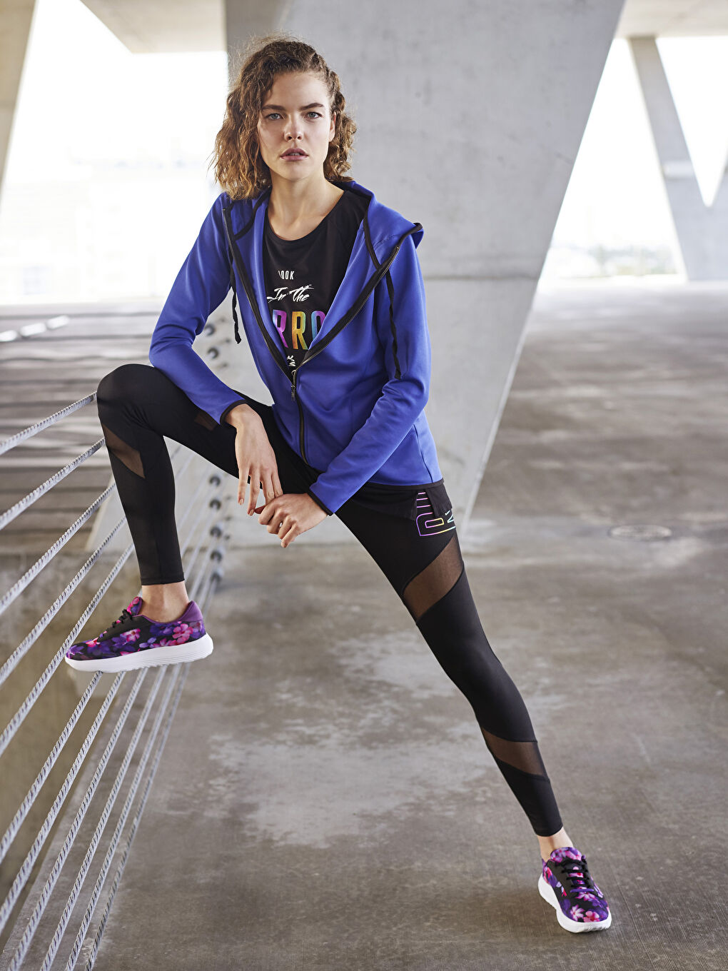 Yeni Siyah Spor Tayt