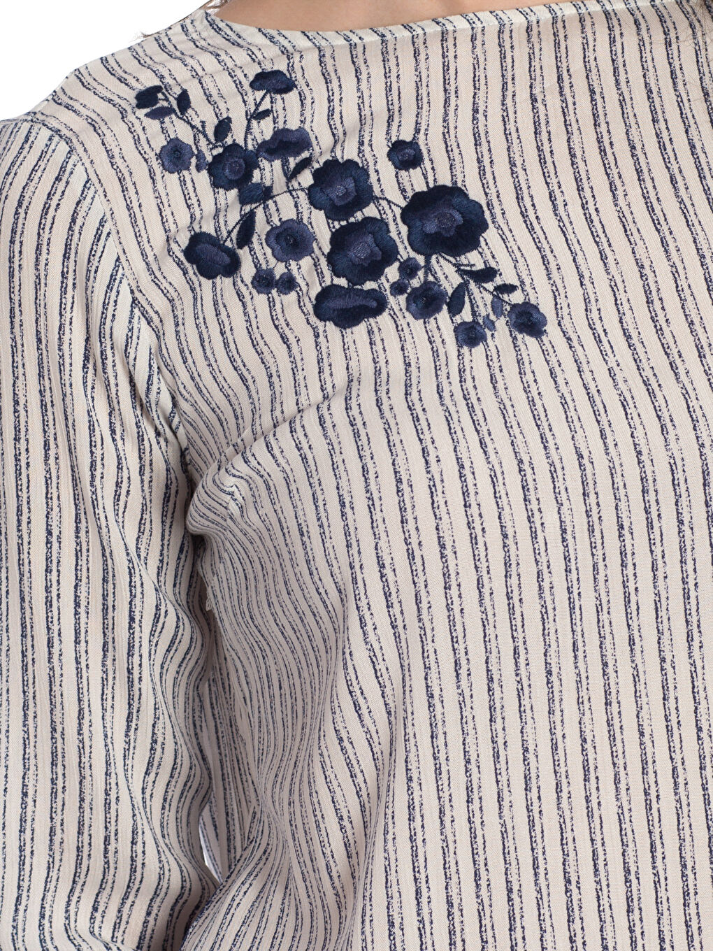 Beyaz-Açık Gri-Koyu Mavi Bluz-3