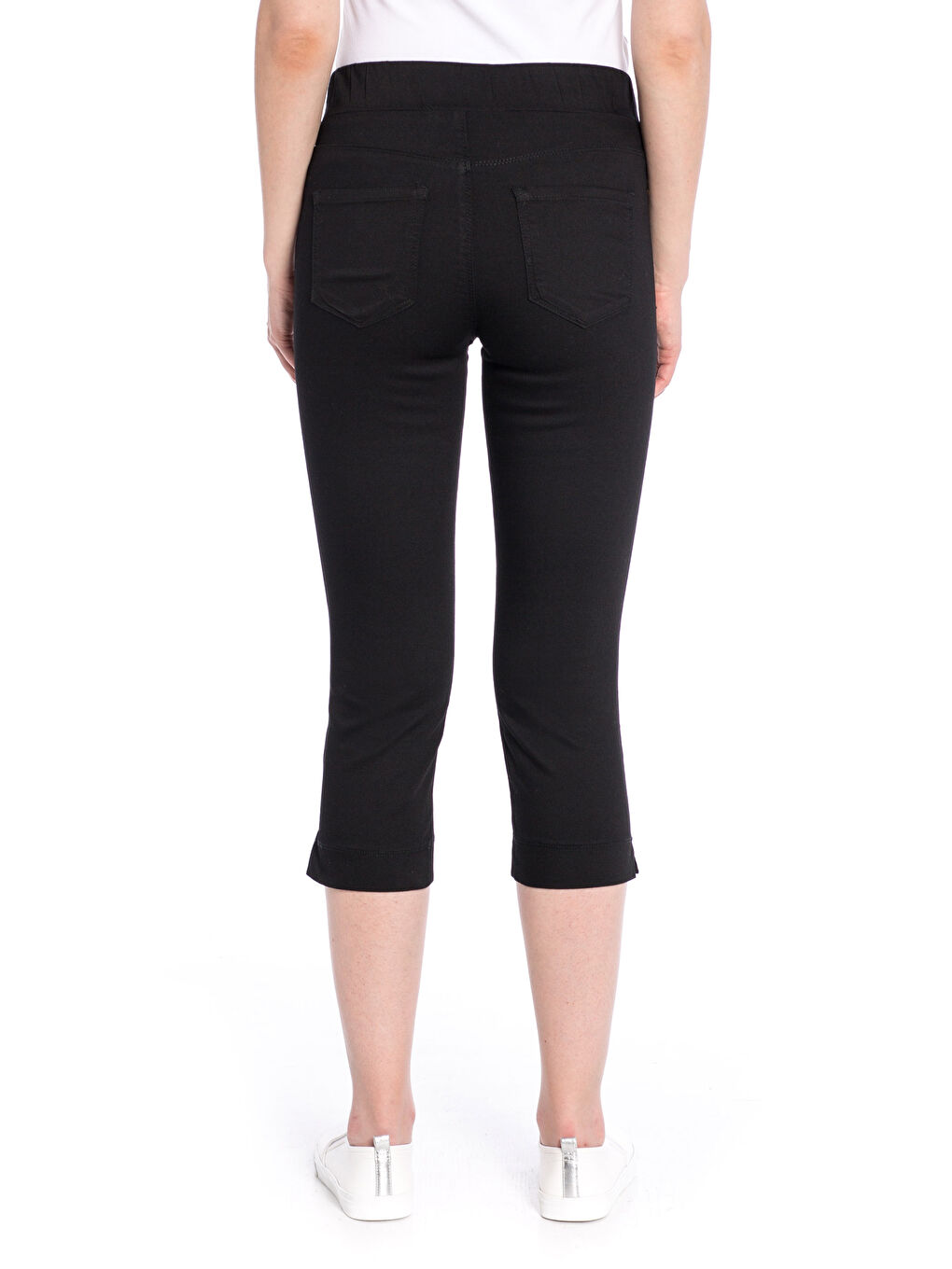 بنطلون كابري اسود نساء-1