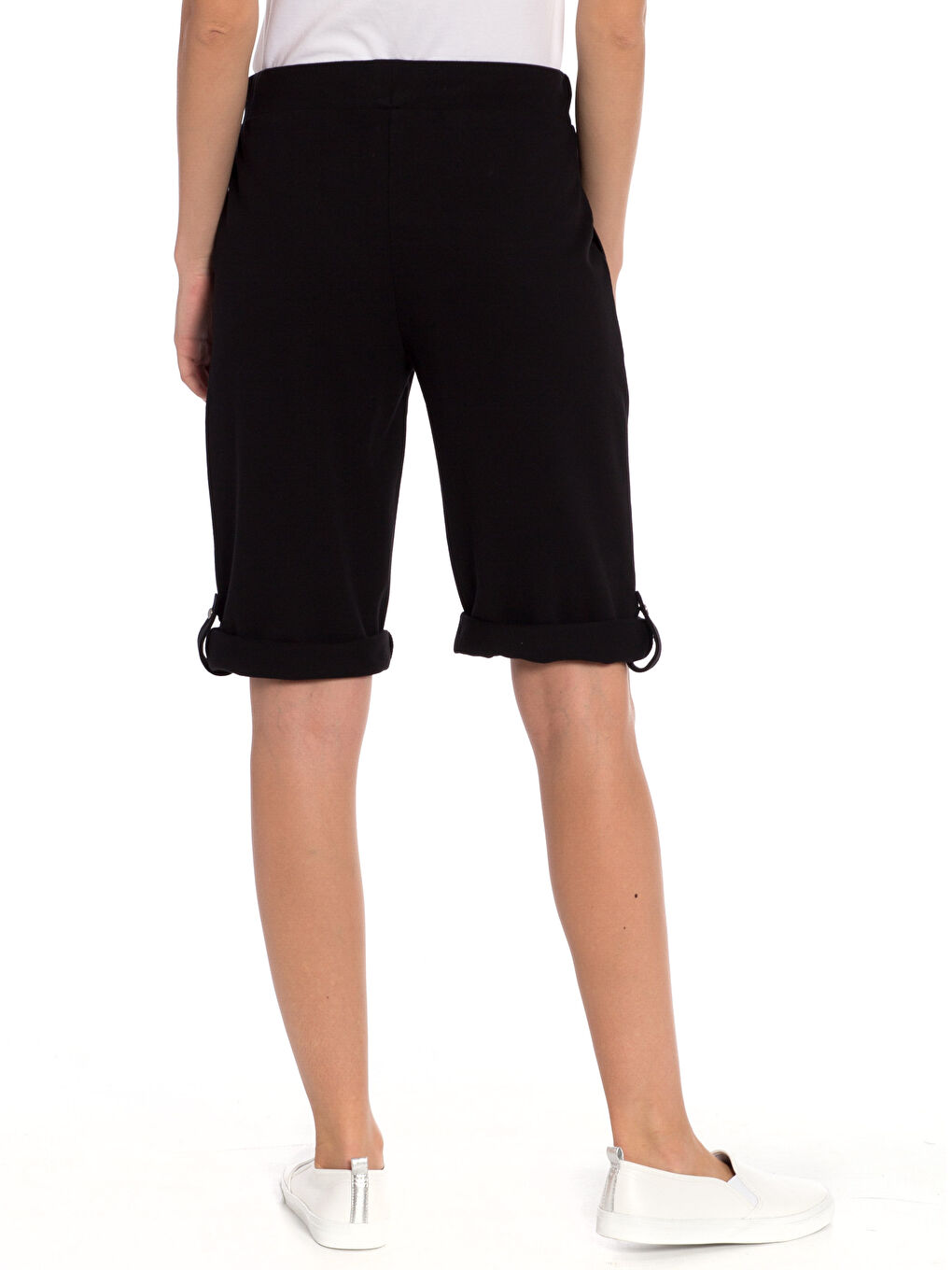 Woman BLACK Capri Trousers-1