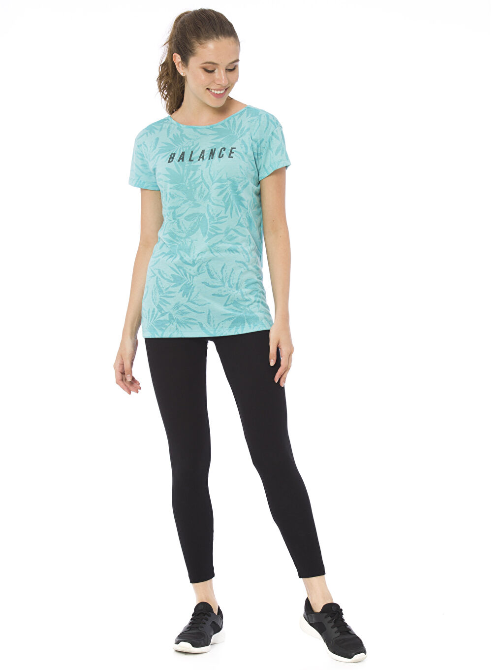 تي شيرت رياضي اخضر نساء-2