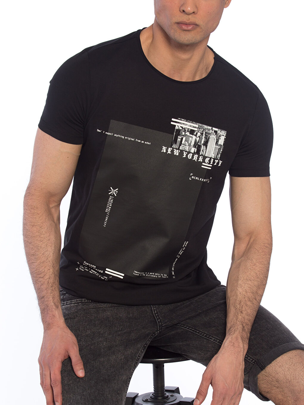 Man BLACK T-Shirt