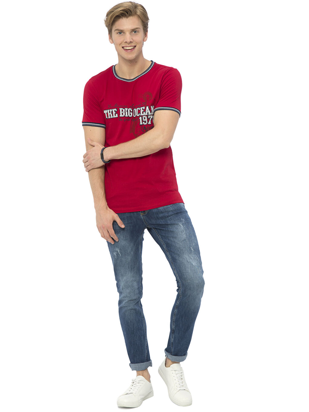 Kırmızı Tişört-2