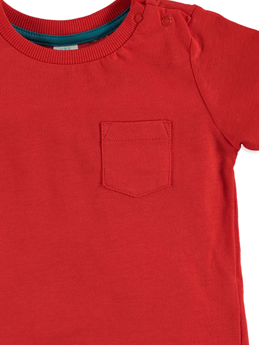 Kırmızı Tişört-2