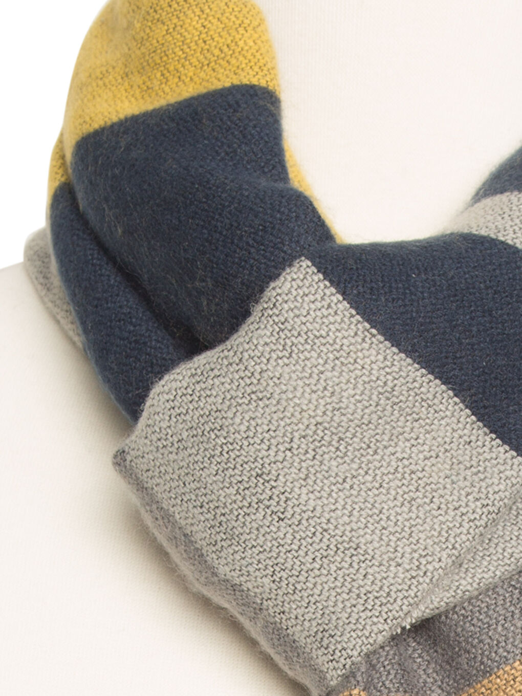 Man GREEN Scarf-2