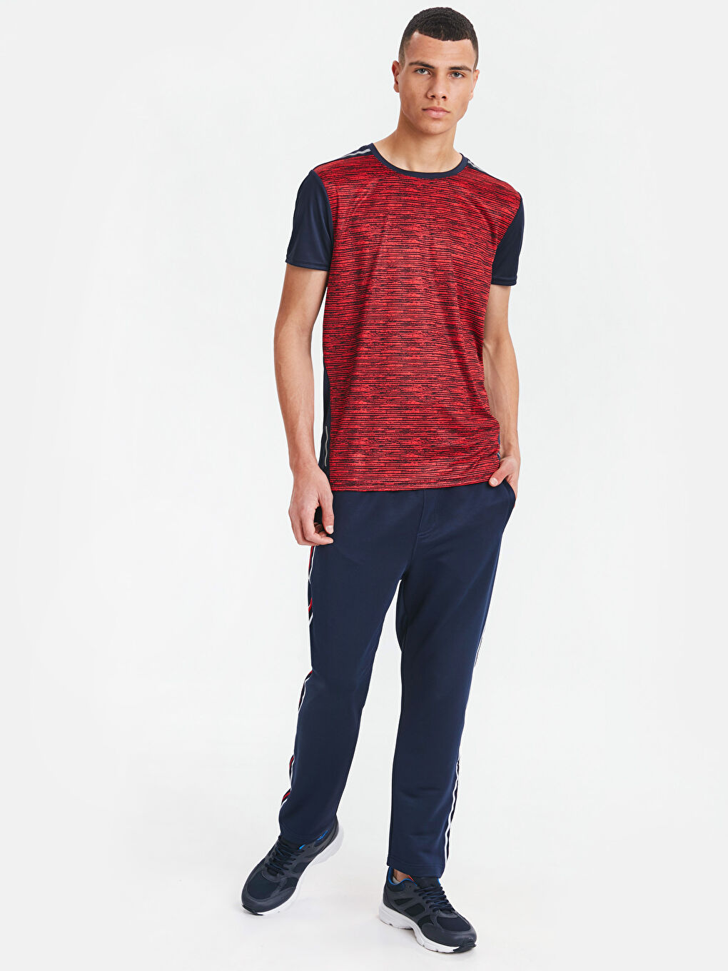 Kırmızı Spor Tişört-2