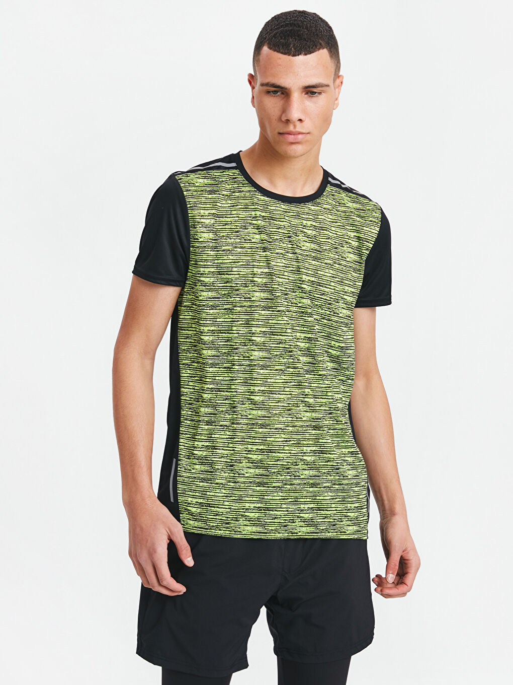 Yeşil Bisiklet Yaka Kısa Kollu Erkek Tişört