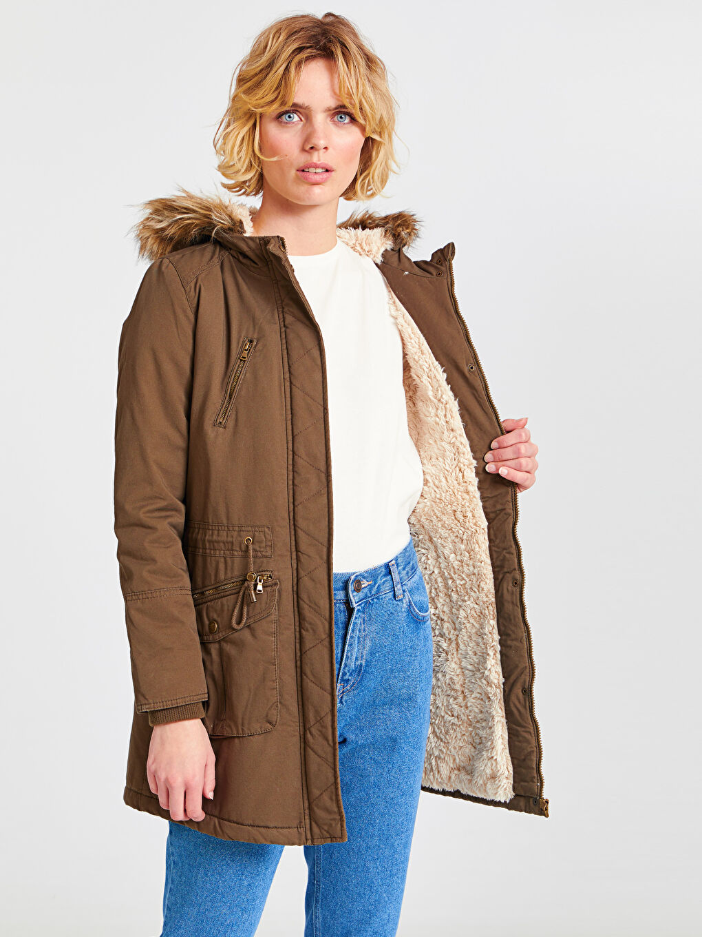 LCW Vision Frau KHAKI Parka-Mantel -7K3882Z8-ATN
