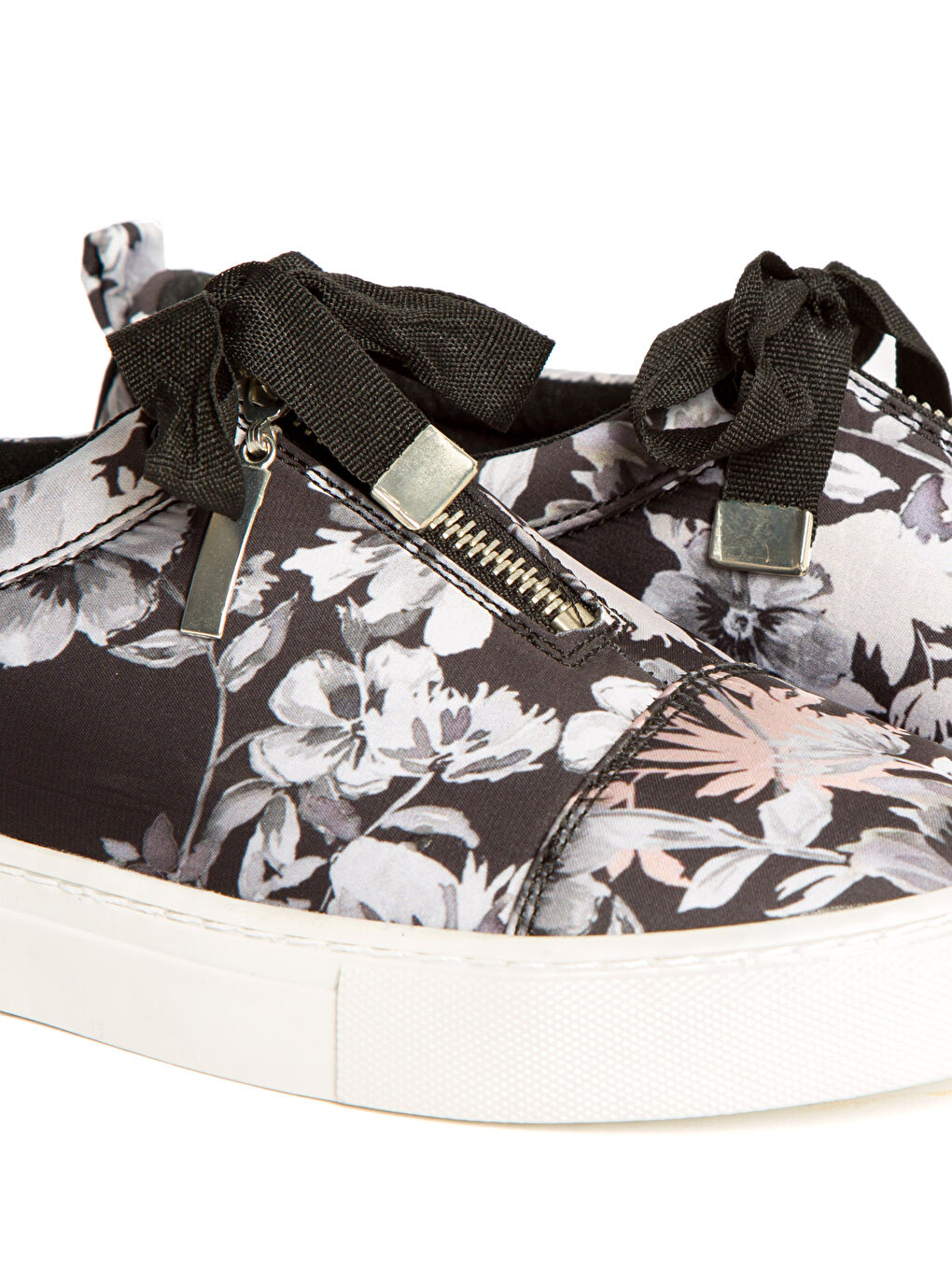 Siyah Baskılı Sneaker-4