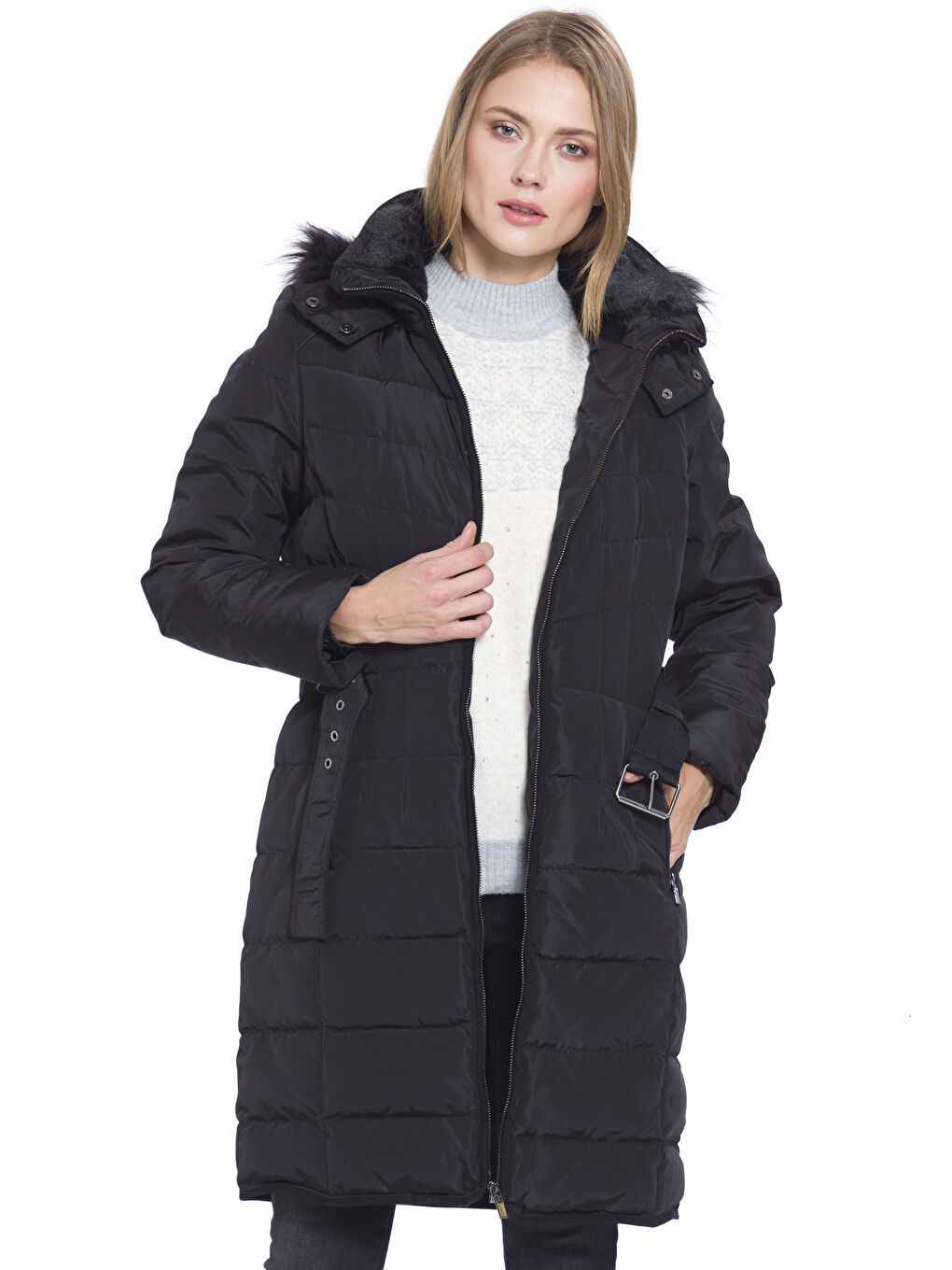 Пуховик с капюшоном