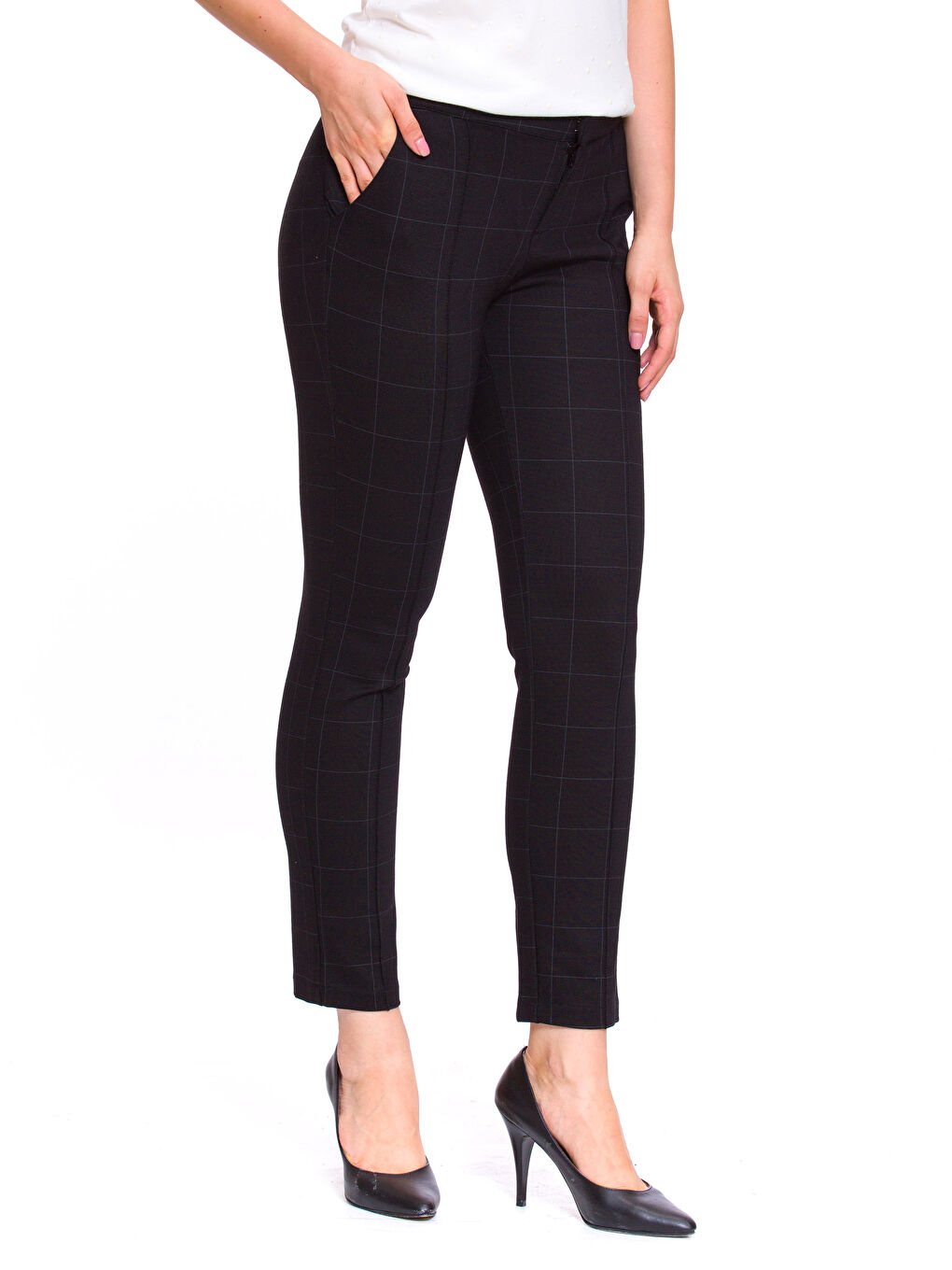 Pocket Detailed Plaid Trousers