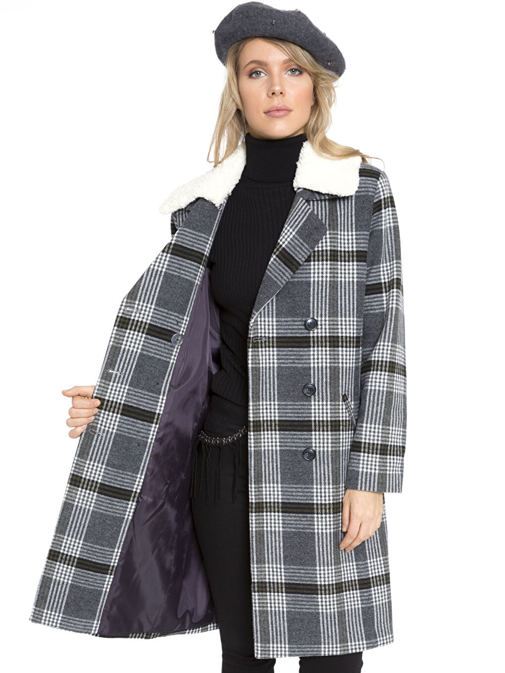 Siyah Ceket Yaka Desenli Uzun Kollu Kadın Kaban-1