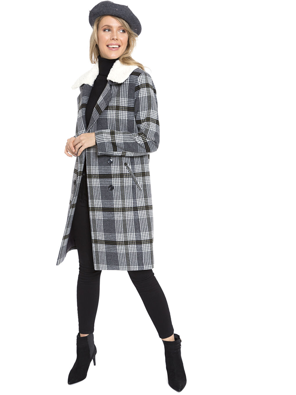 Siyah Ceket Yaka Desenli Uzun Kollu Kadın Kaban-3