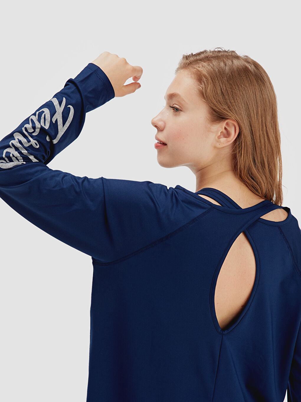 تي شيرت رياضي أزرق نساء-2