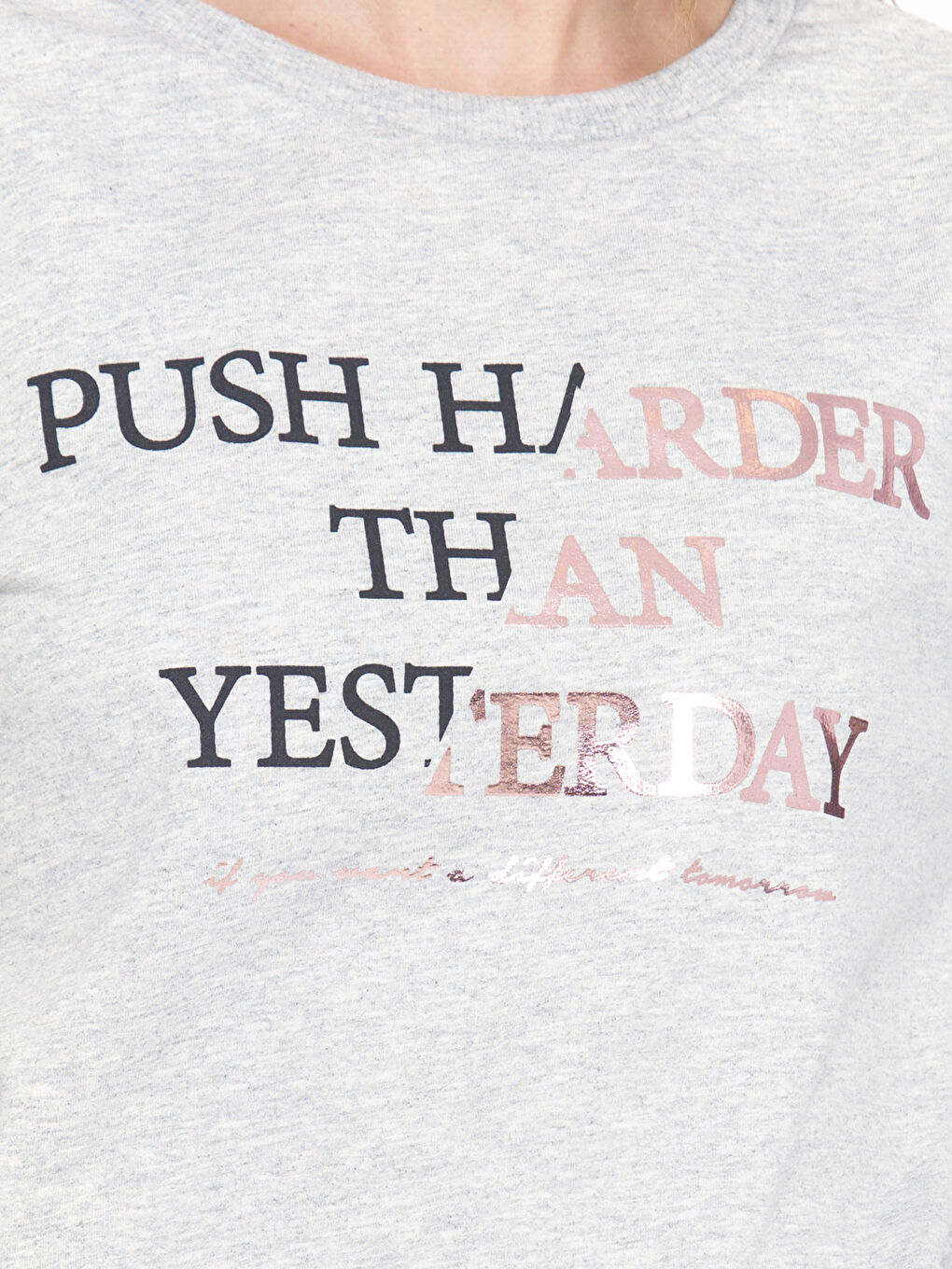 قميص رياضي رمادى نساء-3